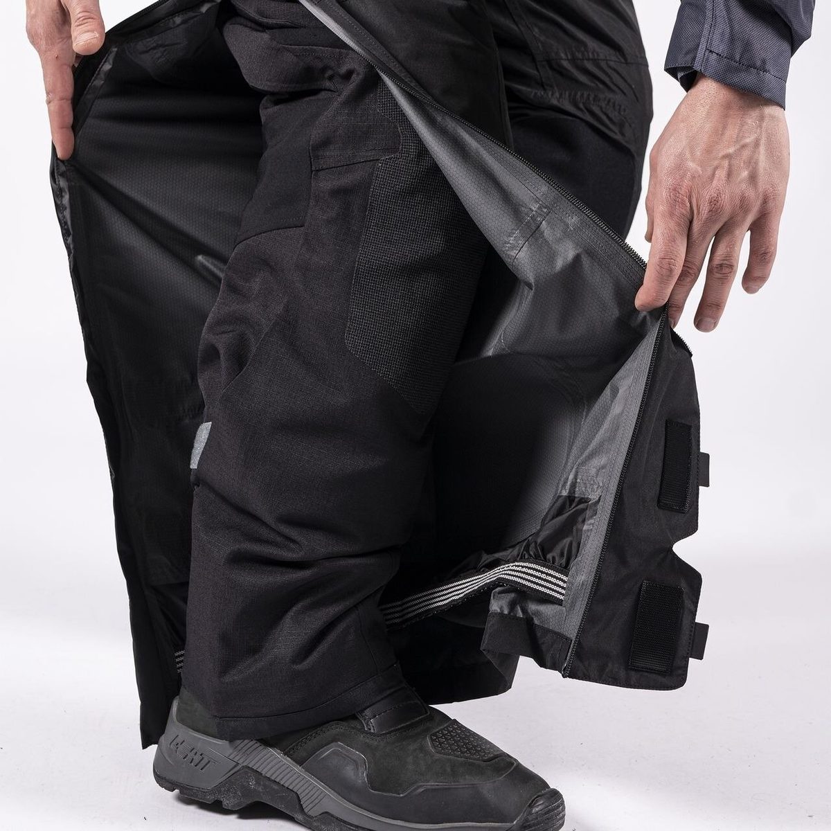 Штаны LEATT ADV Rain Cover — фото 7