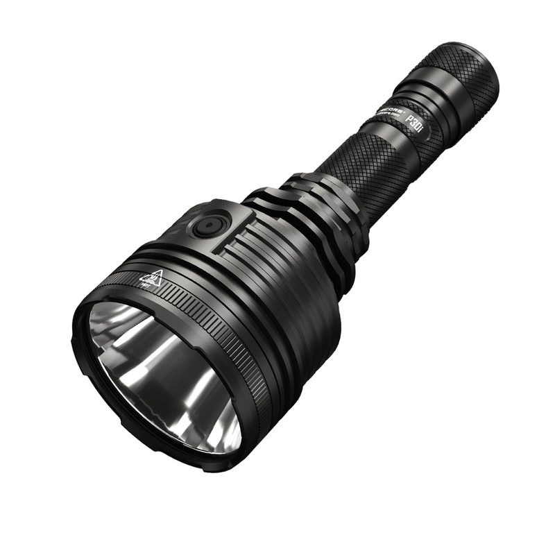 Фонарь NITECORE P30i